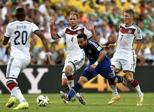 亚泰0-4国安保级希望渺茫，法比奥两射一传，塞鸟、张玉宁建功